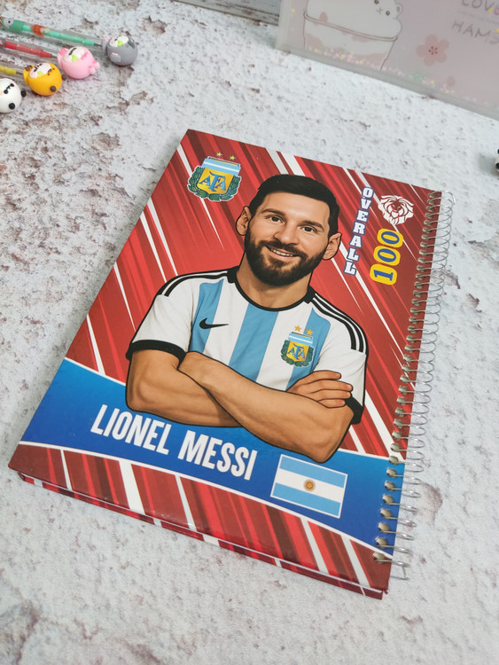 دفتر مشق ۱۰۰برگ جلدسخت پسرانه طرح مسی